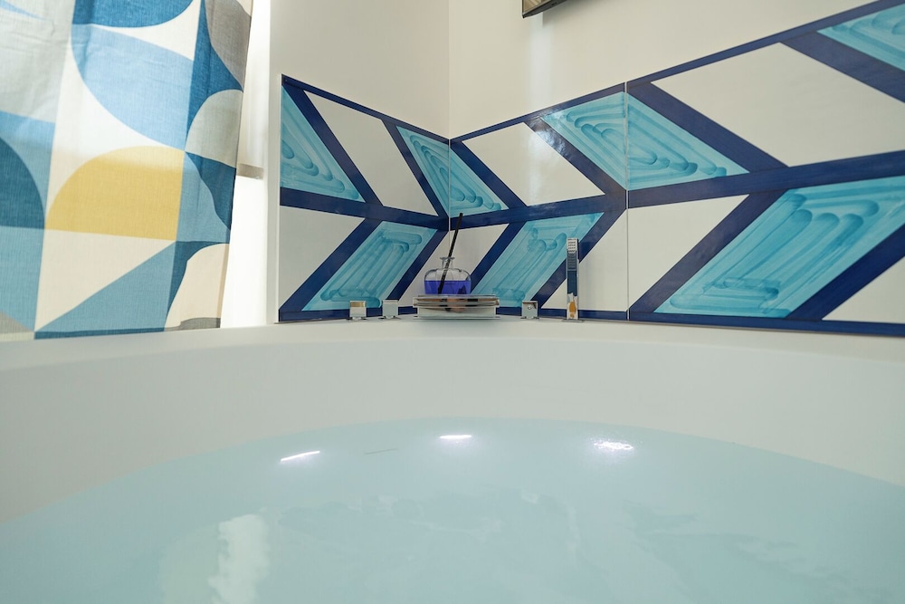 Maiori Suites