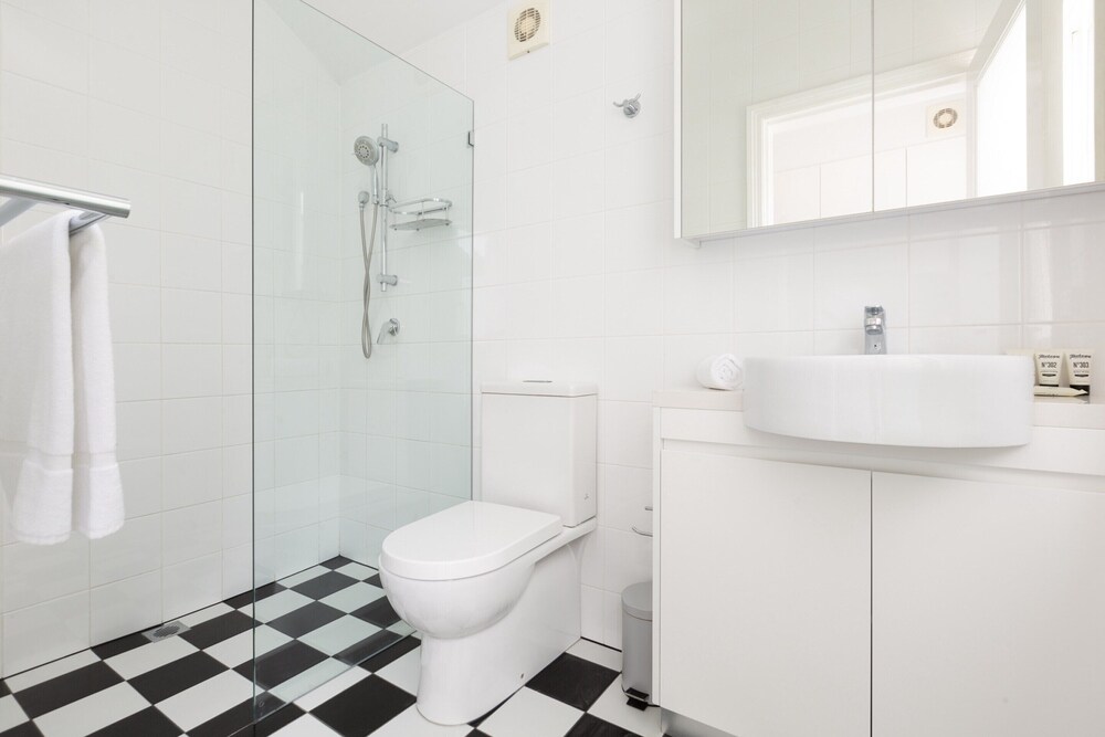 Explore Sydney Staying in Perfect Located Studio