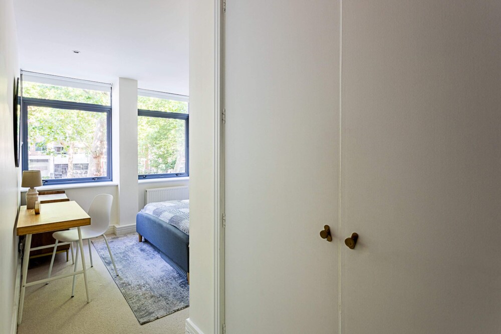 Stunning Modern Apartment in the Heart of Holborn