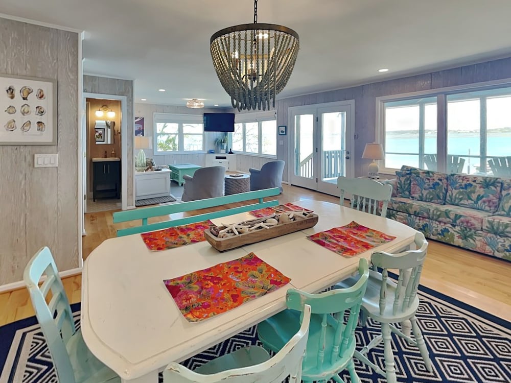 The Hydeaway by Topsail Realty