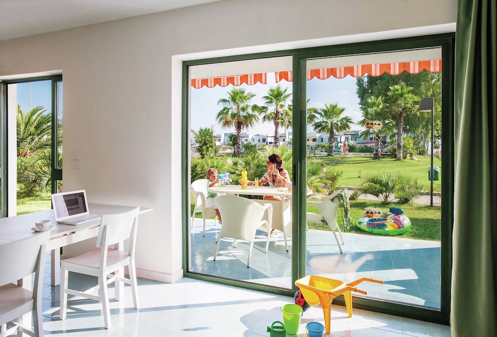 Comfortable Apartment With AC Near the Beach