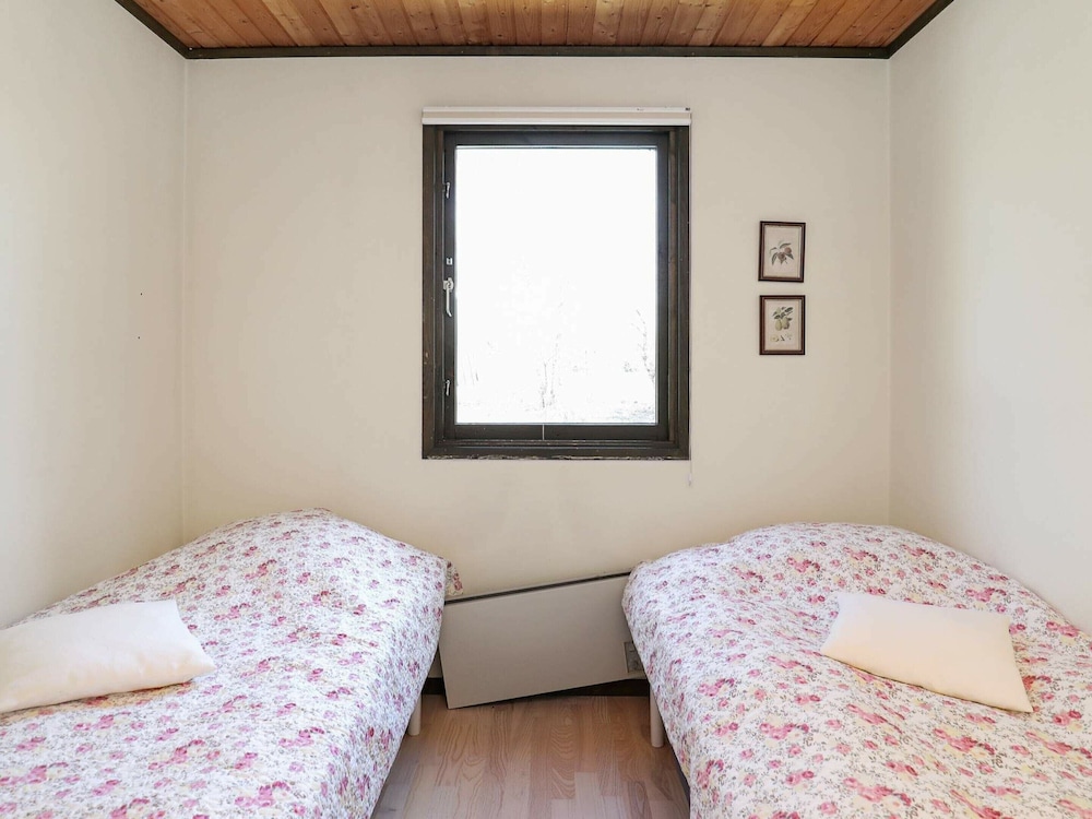 6 Person Holiday Home in Rodby