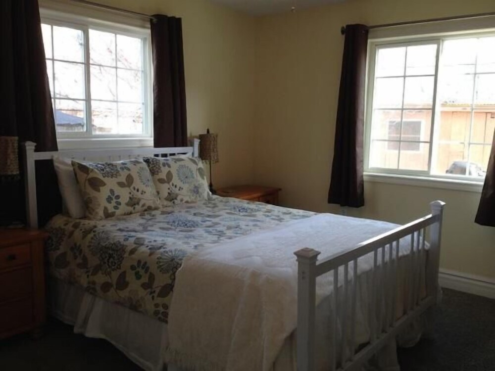 Dunwell Cottage 2 Bedroom Holiday Home By Pinon Vacation Rentals Cottage