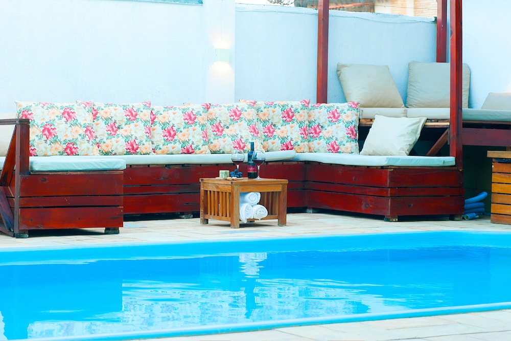 Casa 25pessoas c piscina Porto das Dunas