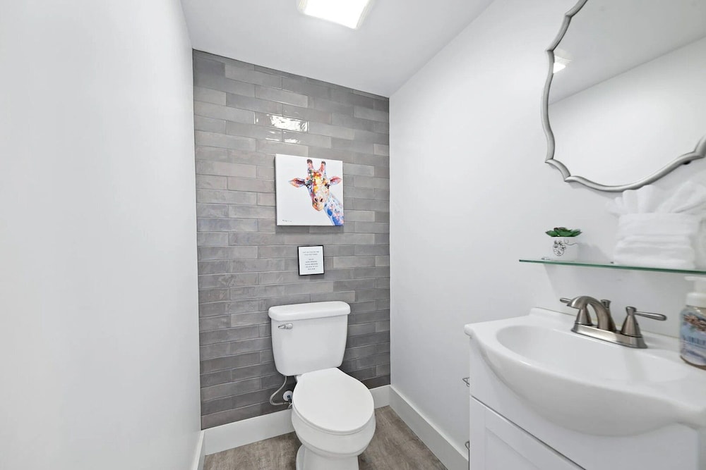 Pipedreams 333 W 4 Bedroom Home