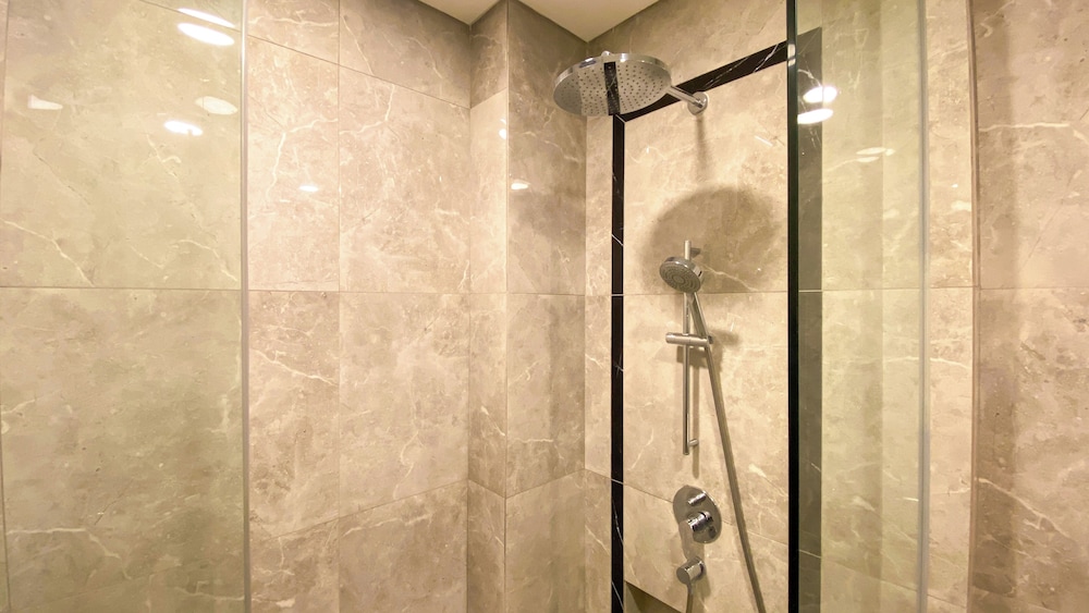 Good And Homey 1Br Apartment At Arumaya Residence
