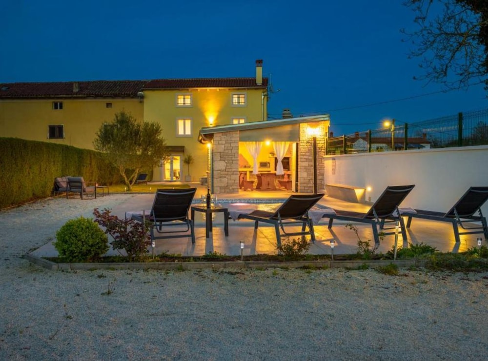Villa Prestige Azinetti With Pool