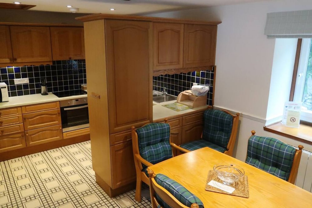 Loch Rannoch Highland Club Lochside Lodge 05