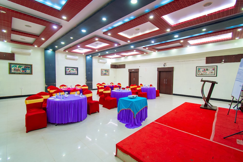 meeting & event spaces