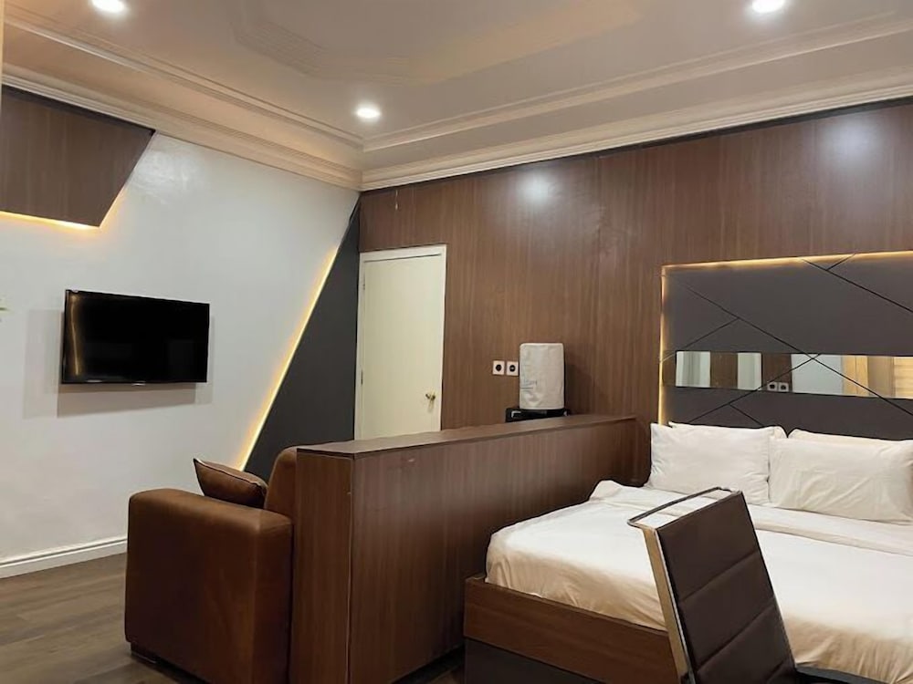 WHTYESCAPE SERVICED APARTMENTS