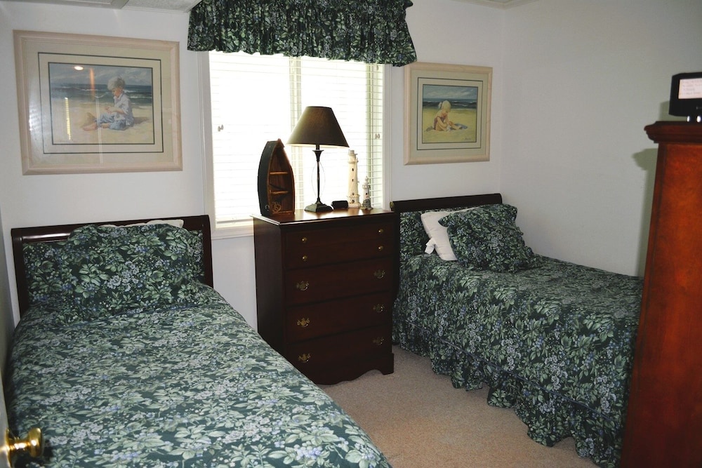 Beauty & The Beach-8B - 2 Br Home