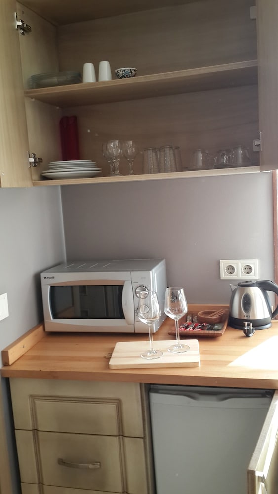 Galatolia Suites - Image 99