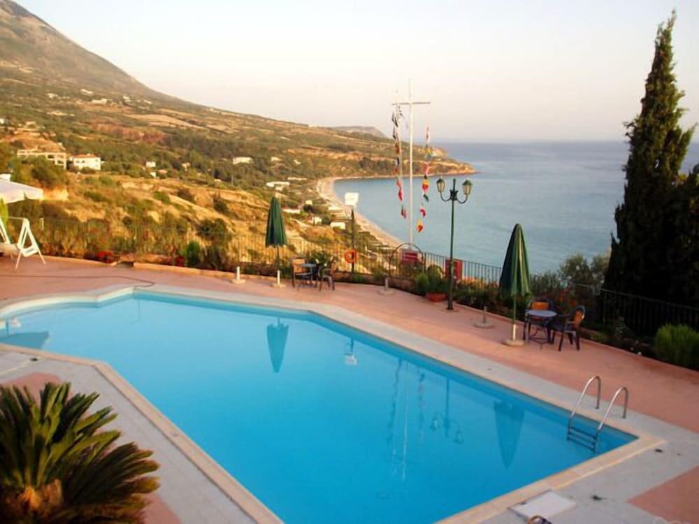 Garbis Villas