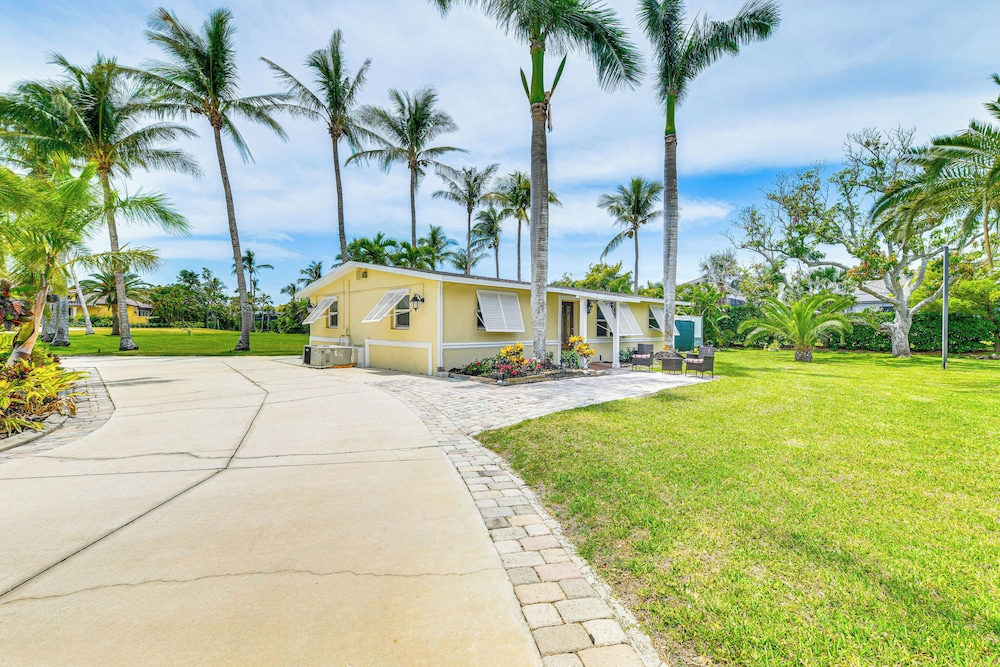 Walk to Nature Trails: Bradenton Getaway!
