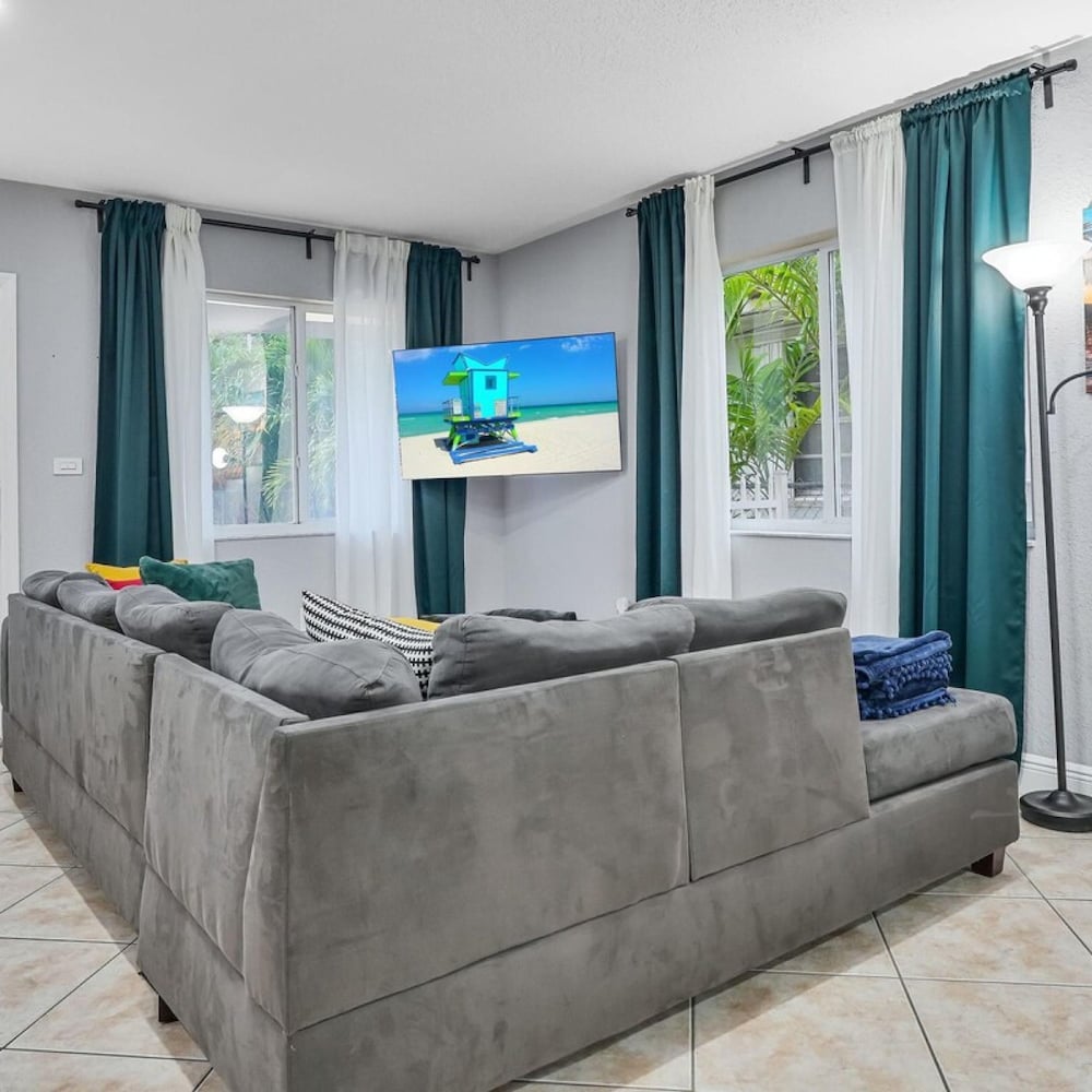 Vacay Spot Large Family Vacation Rental 4to23guest