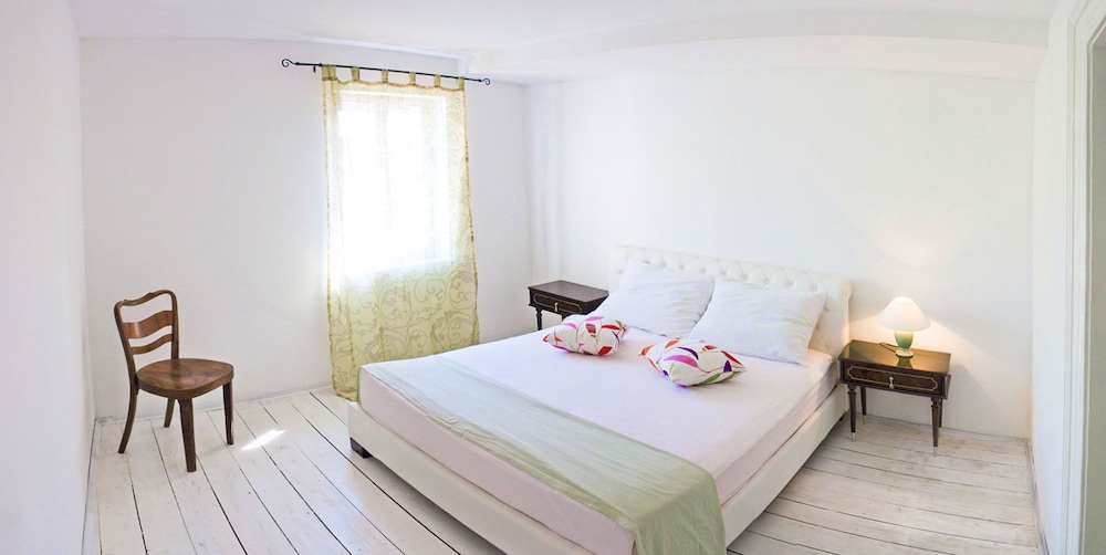 Rodrigo Apartments view 5