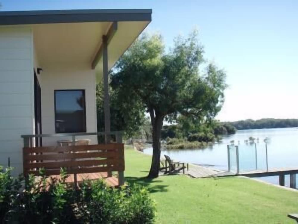 Anglesea Lodge