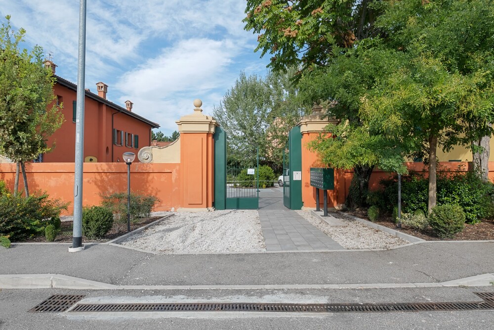 A Due Passi Da Fiera Bologna Flat view 4