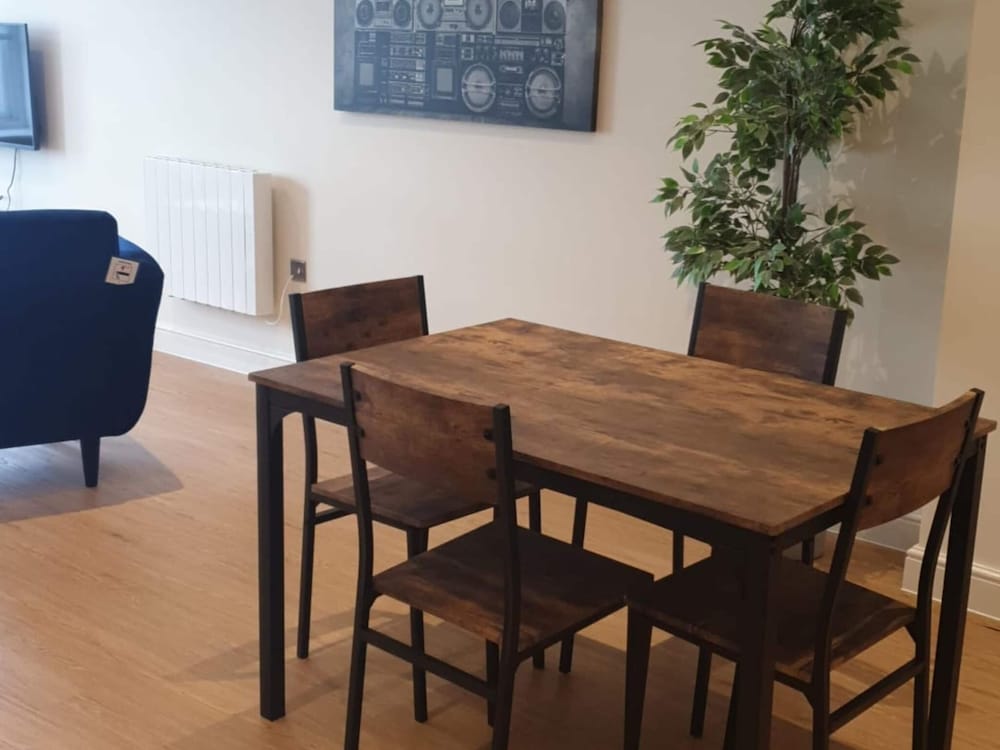 Cityscape Two Bedroom Apartment Ipswich