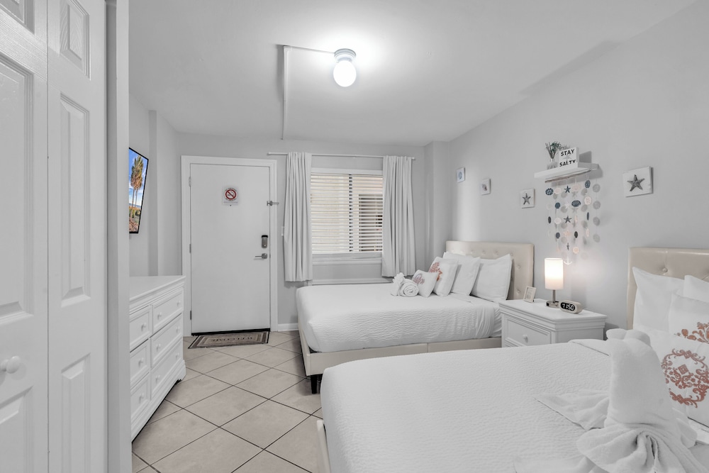 Bluewater Resort 720