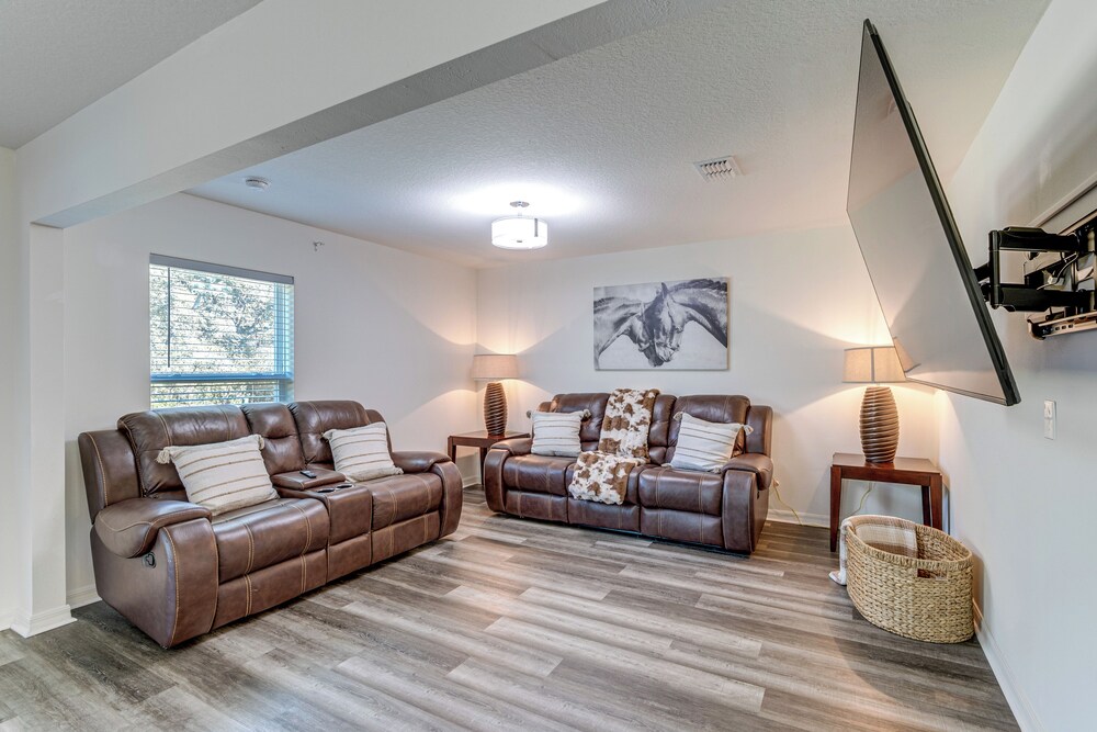 Yard Space & Games: Pet-friendly Ocala Retreat