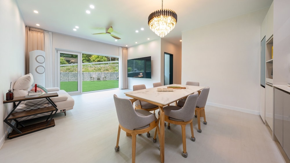 Hongcheon Lucky Dog Pension
