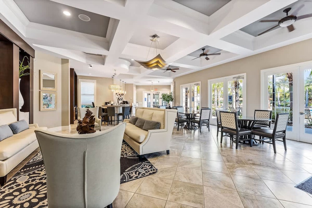Star Wars Themed Movie Theater 6BR