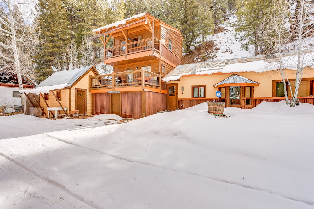 Dolores Cabin w/ River Access: Pets Welcome! view 5