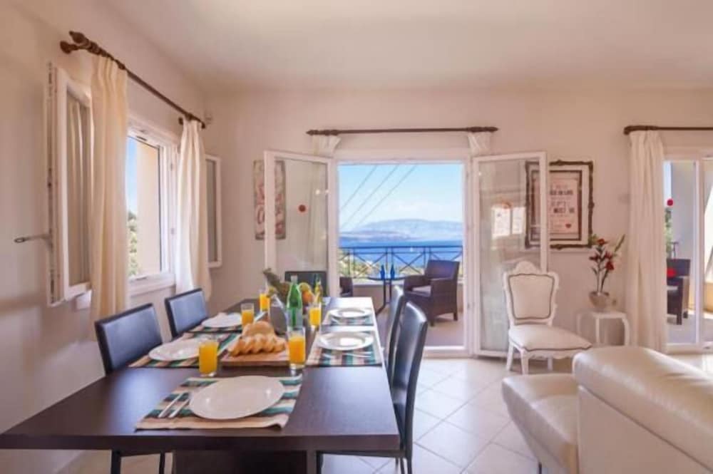 Villa Elissavet - Kalami Bay - Family Pool House view 4
