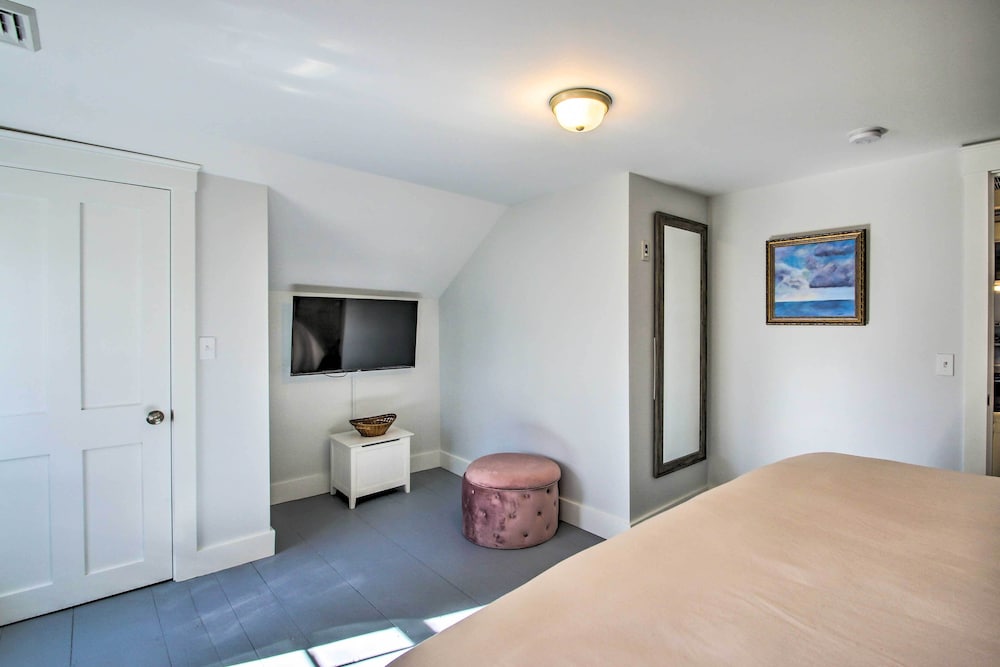 Historic Bath Home, Walk to Waterfront Park! view 4