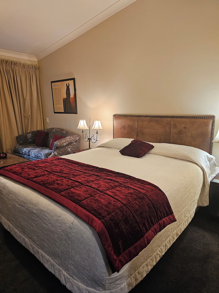 Gateway Motor Inn