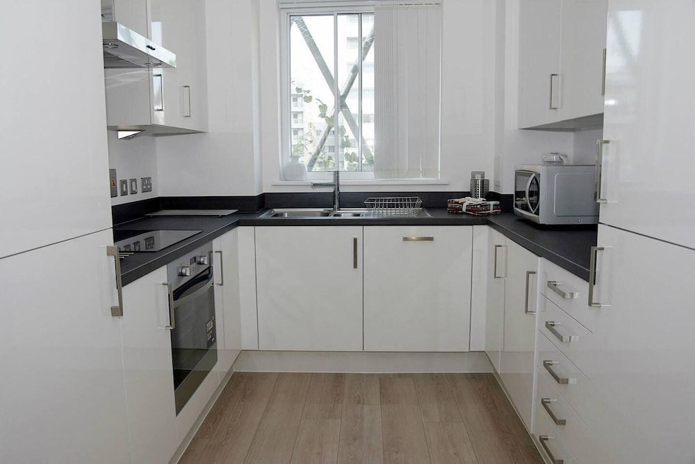 East Central London - Sleeps 6 - Pet Friendly