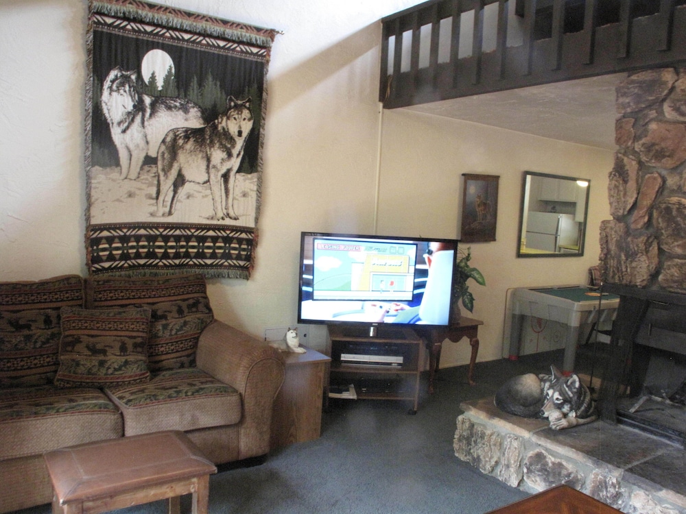 Snow Summit Townhouse Rentals & Sales