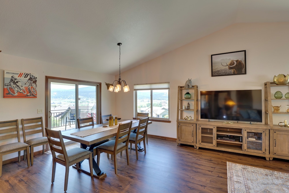 2 Mi to Downtown Sturgis: Quiet Ranch Home w/ View