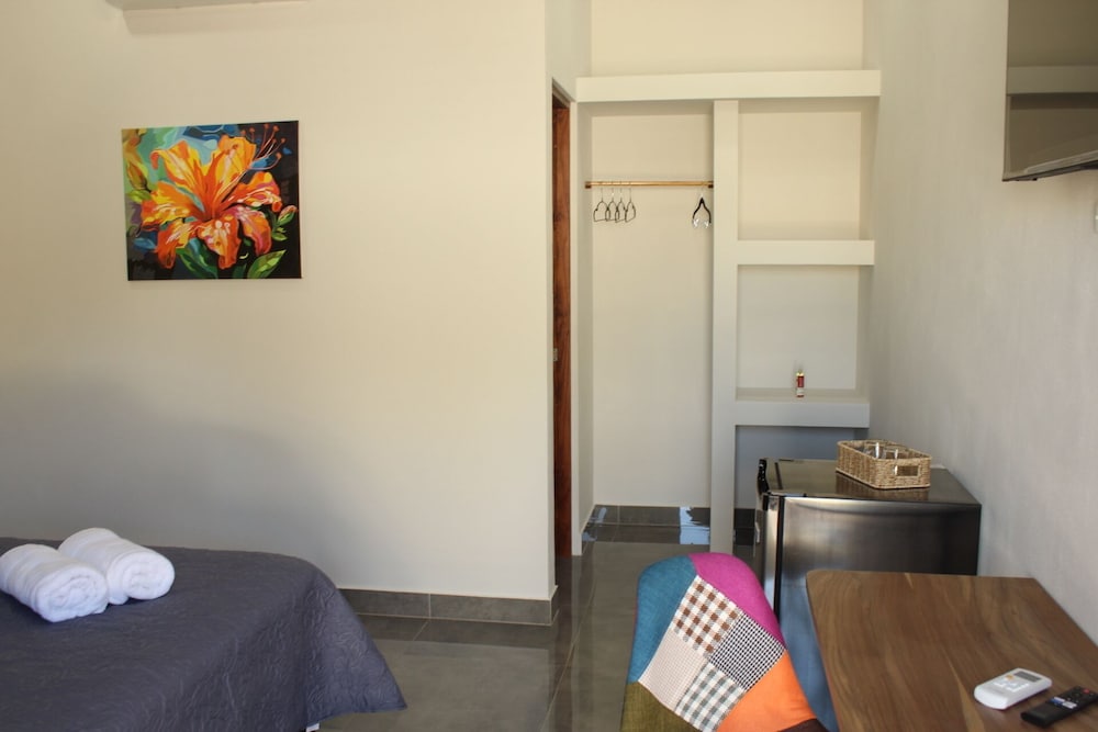 Hotel Huacas