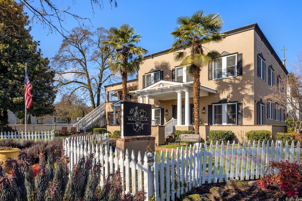 Jacksonville Vacations - Magnolia Hotel - Property Image 24