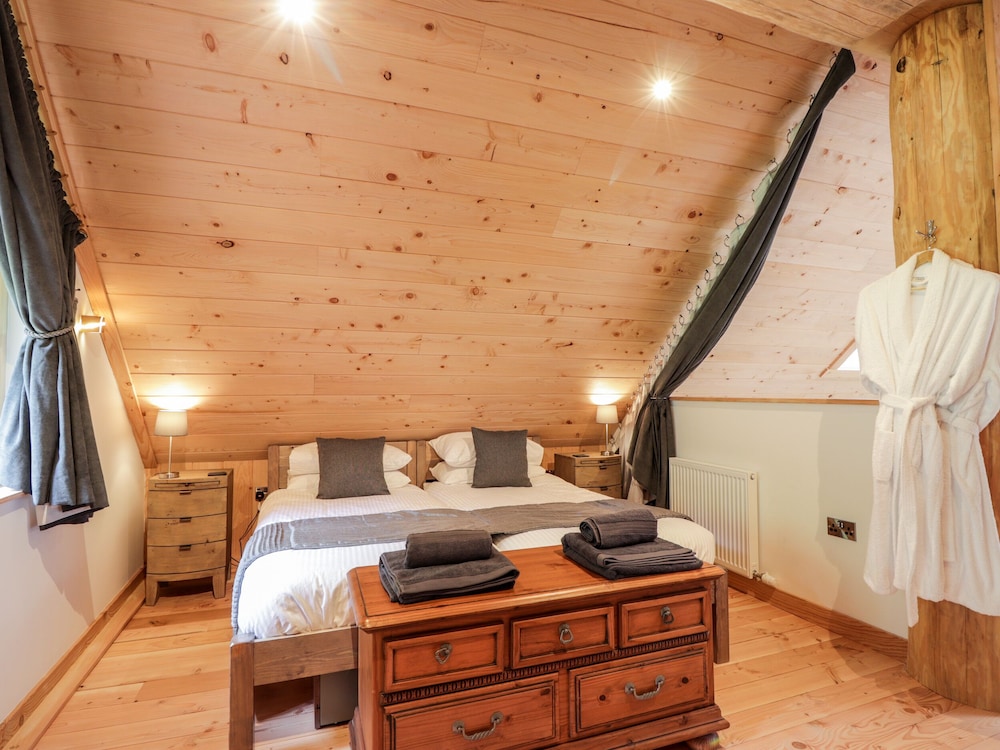 Pine Marten Lodge