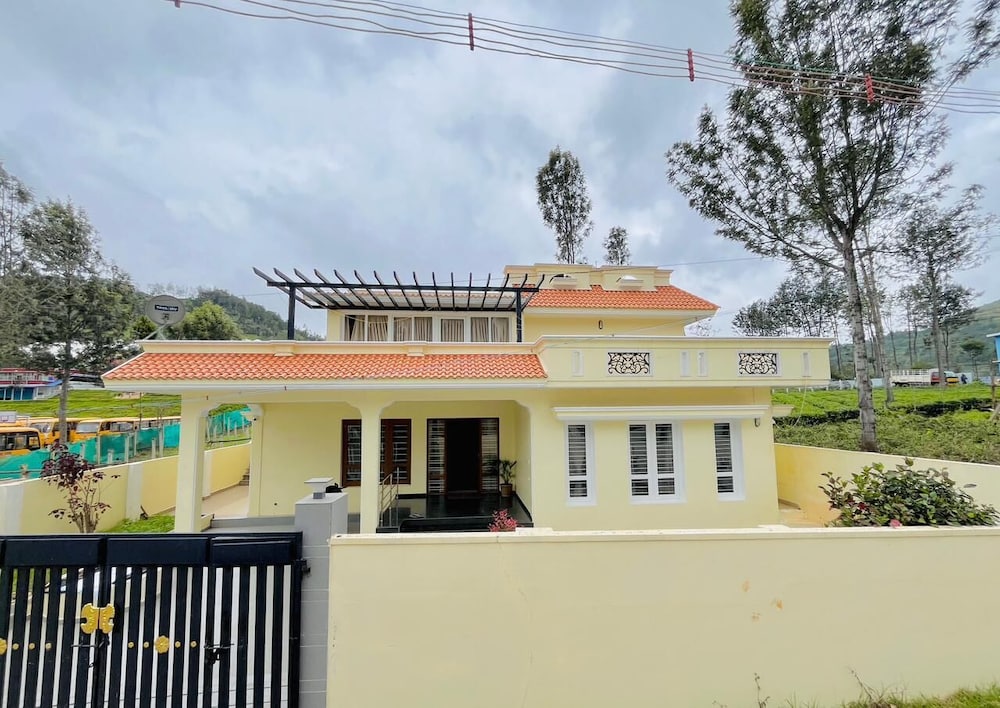 JMG GRAND Resort Kaircombai Kotagiri view 3