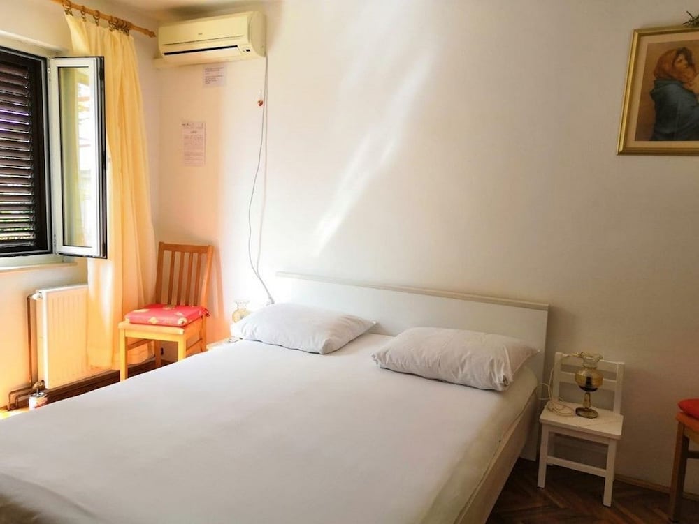 Apartment and Rooms Ruza view 5