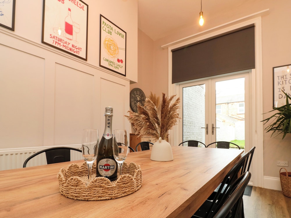 27 Westbourne Grove