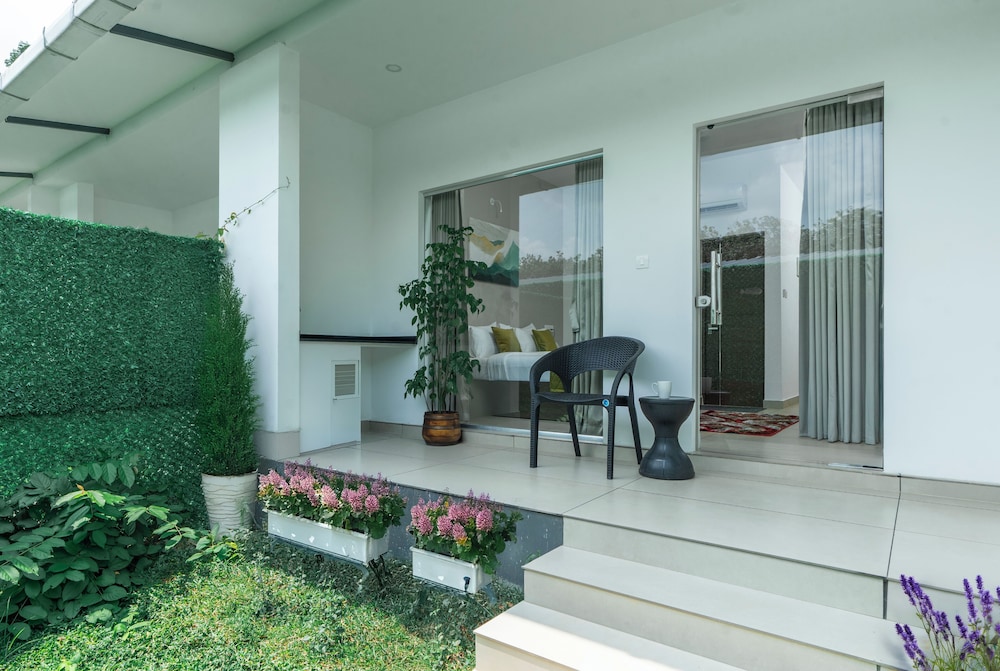Btown Resort Kochi