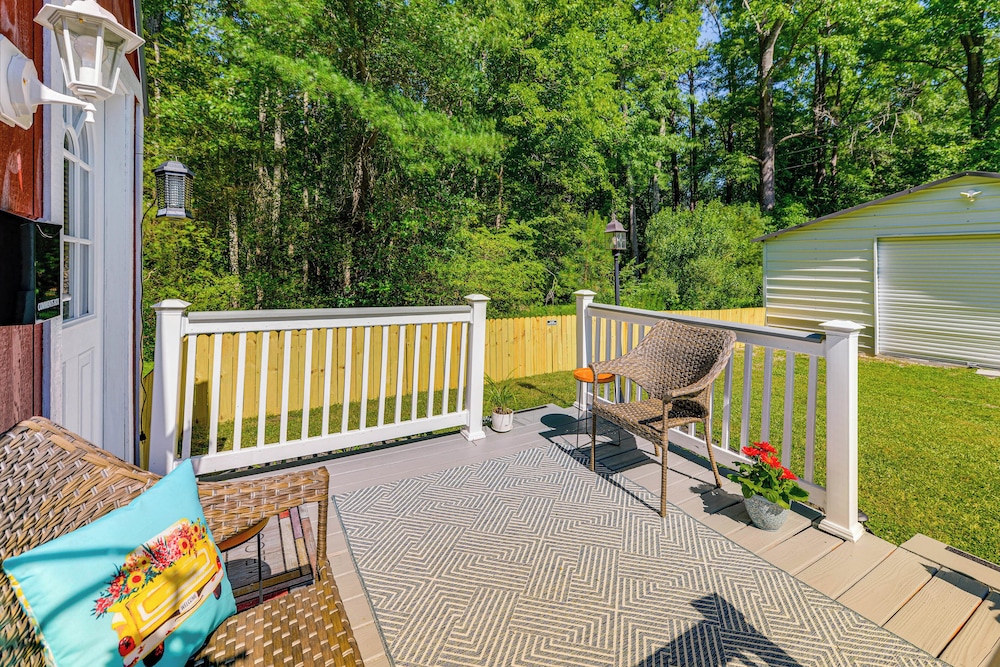 Pet-friendly Raleigh Tiny Home w/ Patio