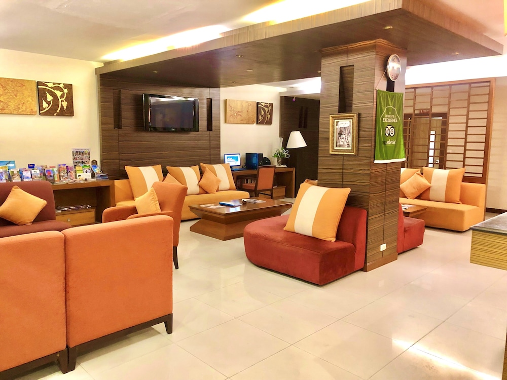 Lobby & Reception