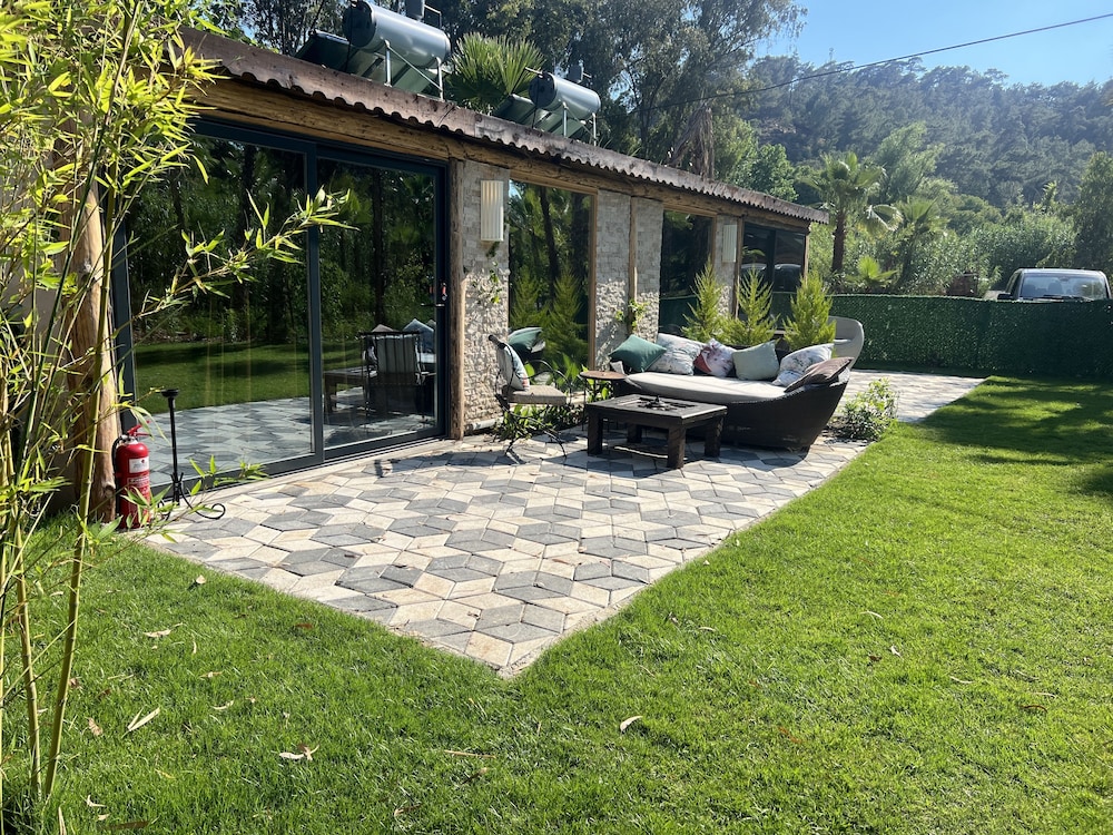 Layla Gocek - Yetişkinlere Özel - Image 34