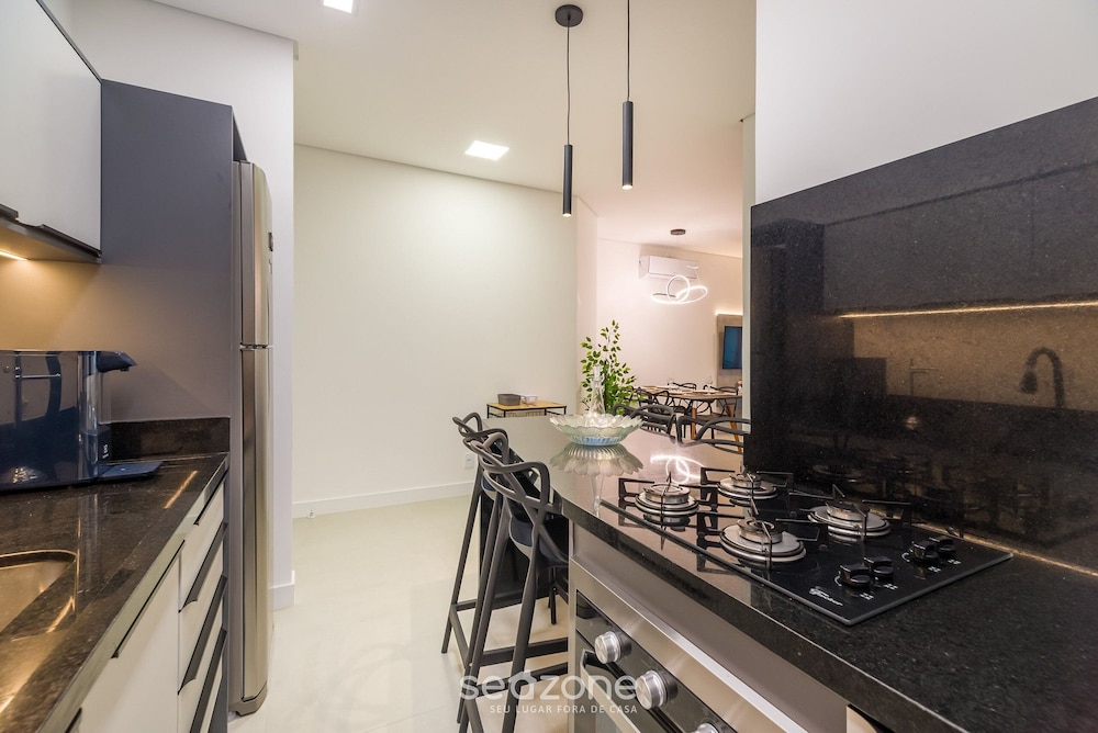 Apart in Cond. w/ Pool 400m From the Beach Tdb0101