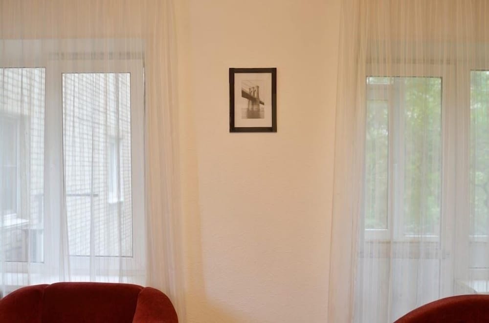 2 Rooms Apartment with 1 Bedroom on Komarova st. view 3