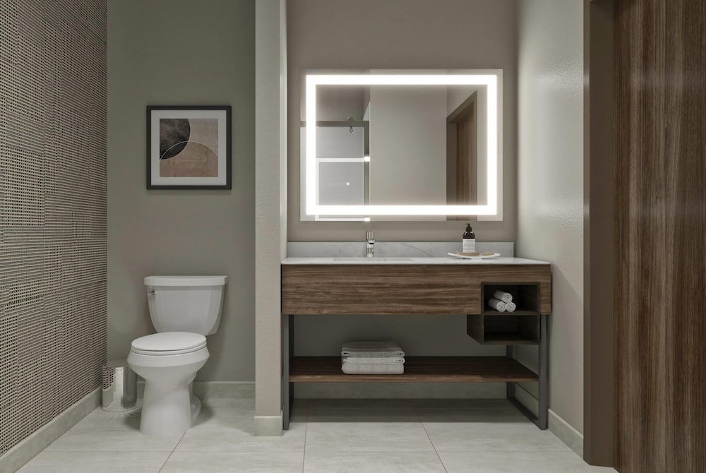 La Quinta Inn & Suites by Wyndham Phoenix West / Glendale