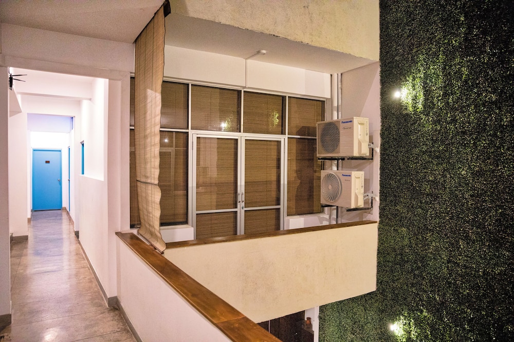 Hotel C1 Colombo Fort - Hostel - Image 1