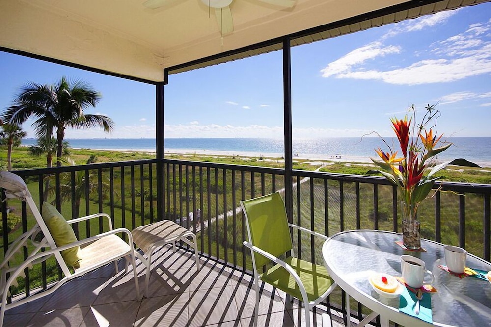 Sandalfoot Beachfront Condominium, photo 19