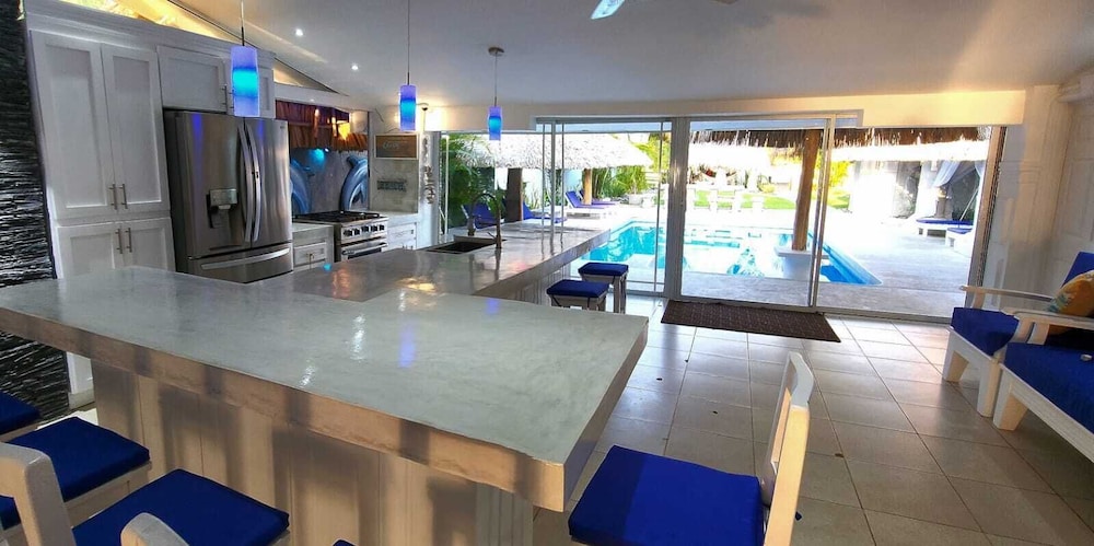 Villa Kassondra del Mar